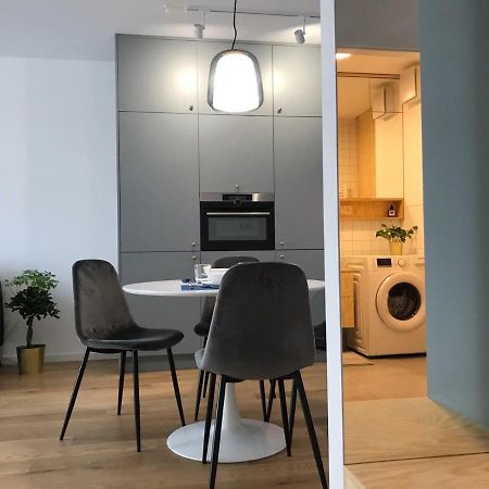 New Modern Urban Apartment Μπρατισλάβα Εξωτερικό φωτογραφία