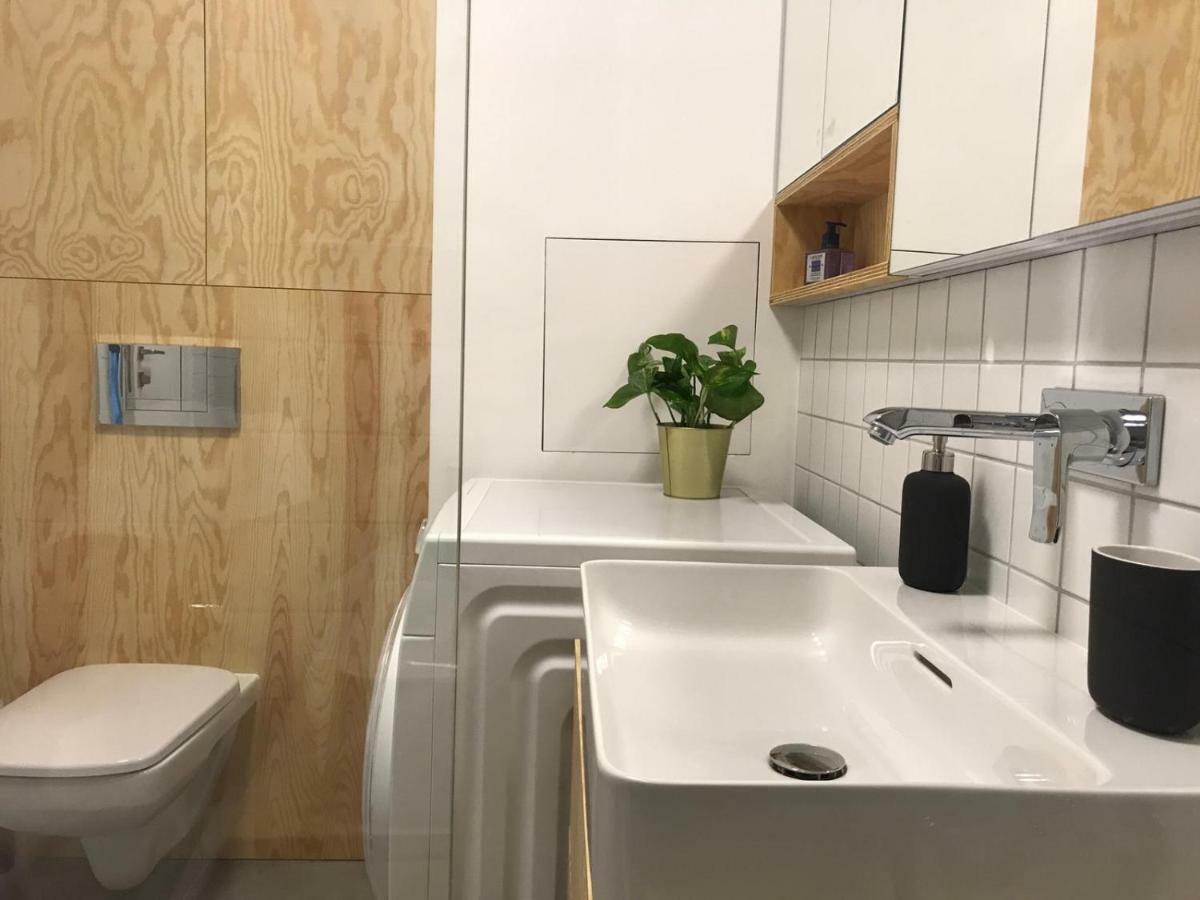 New Modern Urban Apartment Μπρατισλάβα Εξωτερικό φωτογραφία